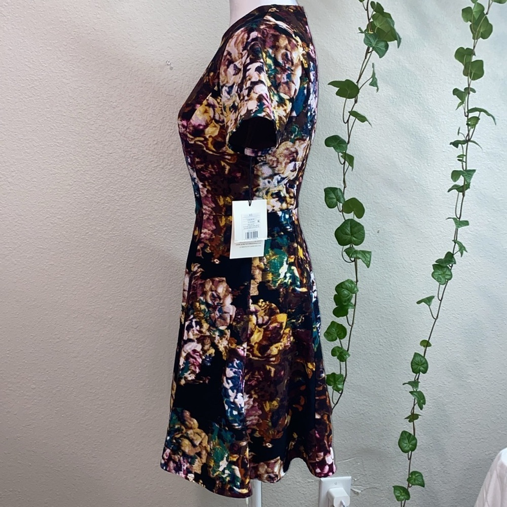 Who What Wear Dress Womens XS Black Watercolor Floral Fit and Flare Stretch Boho - Picture 4 of 9